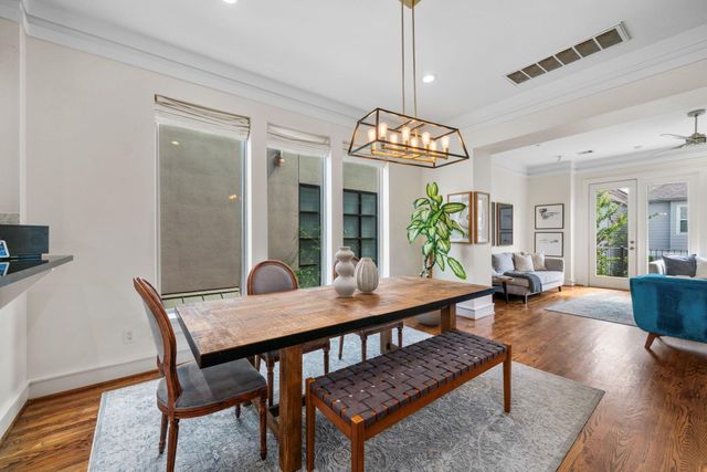 106 Arnold Street, Houston, TX 77007