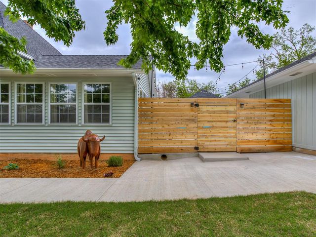 802 N Ash Street, Guthrie, OK 73044