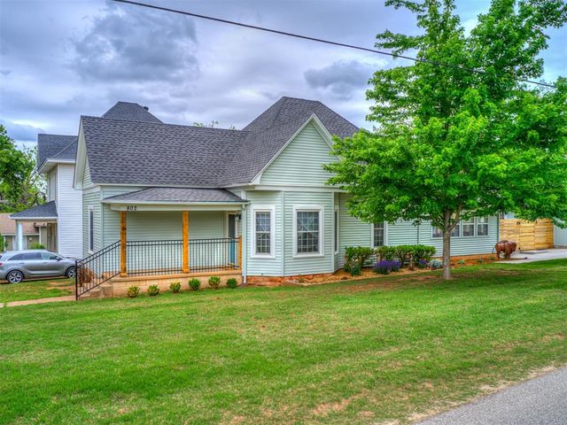 802 N Ash Street, Guthrie, OK 73044