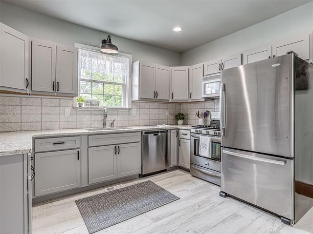 802 N Ash Street, Guthrie, OK 73044