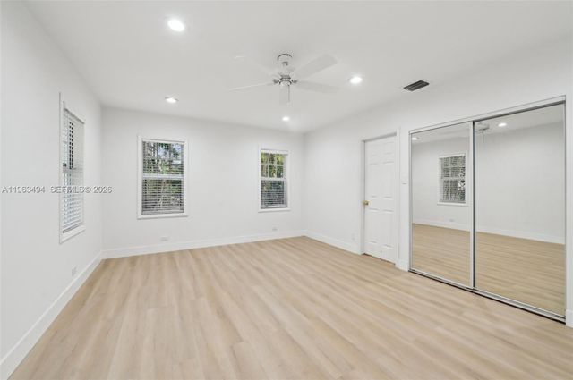 299 S Biscayne River Dr, Miami, FL 33169