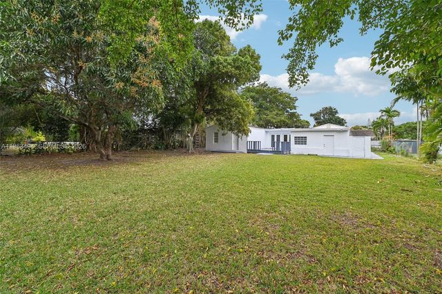 299 S Biscayne River Dr, Miami, FL 33169