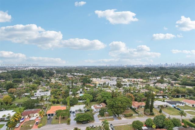 299 S Biscayne River Dr, Miami, FL 33169