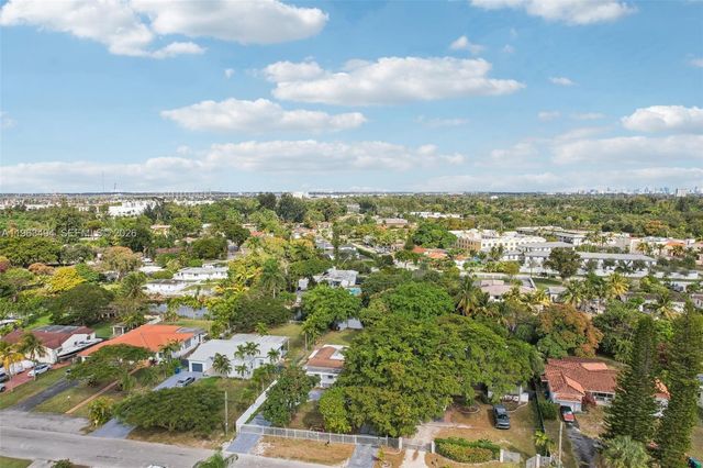 299 S Biscayne River Dr, Miami, FL 33169