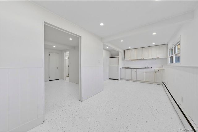 8 Whitebirch Lane, Commack, NY 11725