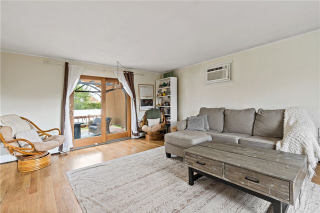 136 Silverwood Lane, West Warwick, RI 02893