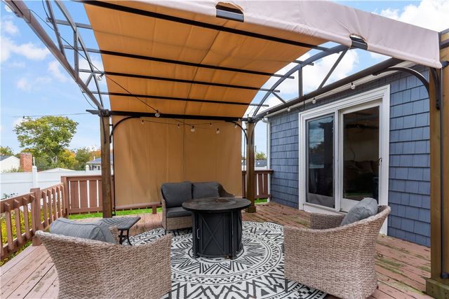 136 Silverwood Lane, West Warwick, RI 02893