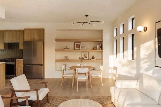 1249 Seward Street, Los Angeles, CA 90038