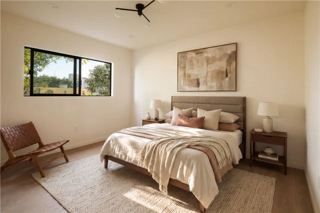 1249 Seward Street, Los Angeles, CA 90038