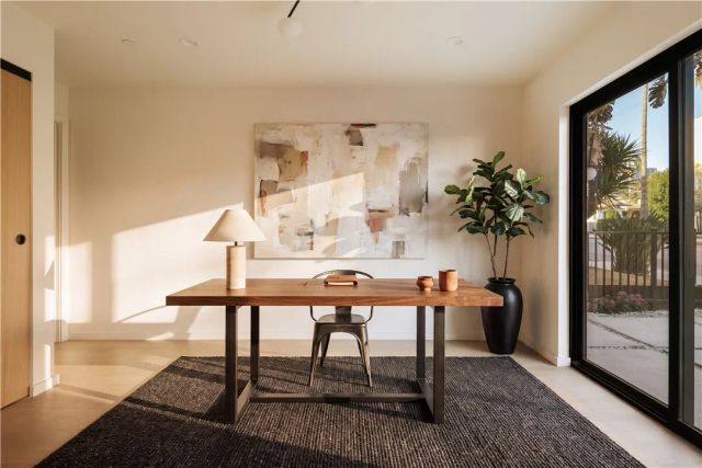 1249 Seward Street, Los Angeles, CA 90038