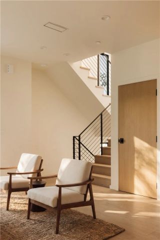 1249 Seward Street, Los Angeles, CA 90038