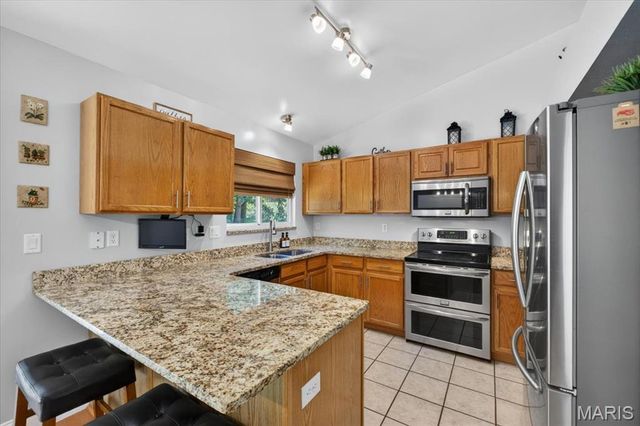 1815 Fox Pointe Drive, Arnold, MO 63010