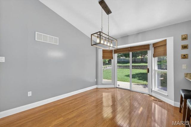 1815 Fox Pointe Drive, Arnold, MO 63010
