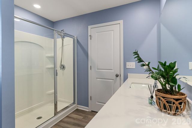 182 Brentwood Drive, Statesville, NC 28625