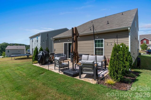 182 Brentwood Drive, Statesville, NC 28625