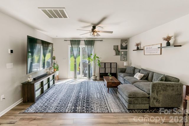 182 Brentwood Drive, Statesville, NC 28625