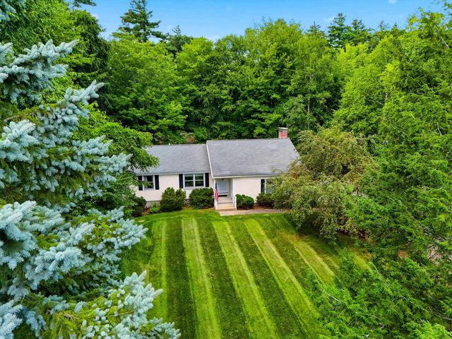 11 Dahl Road, Merrimack, NH 03054
