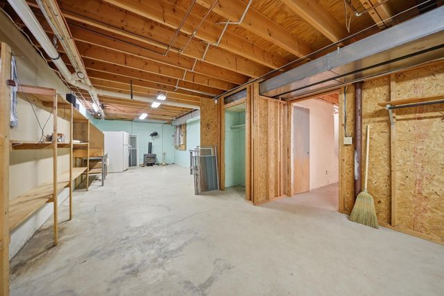 11 Dahl Road, Merrimack, NH 03054