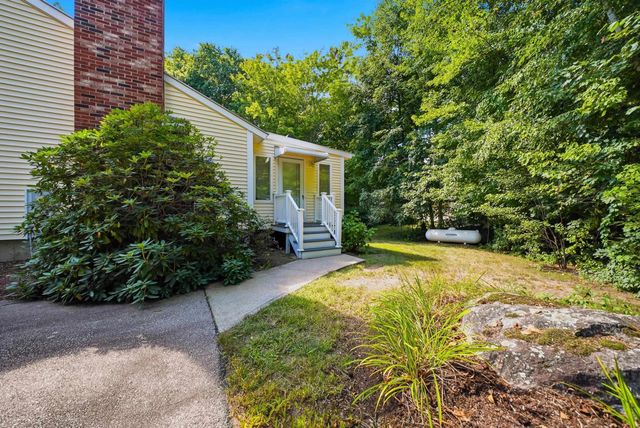 11 Dahl Road, Merrimack, NH 03054