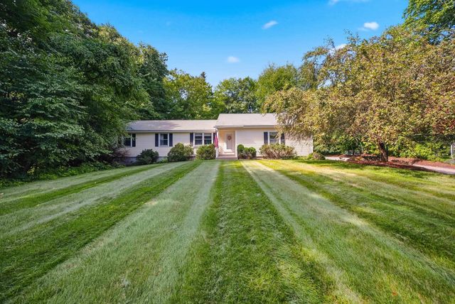 11 Dahl Road, Merrimack, NH 03054