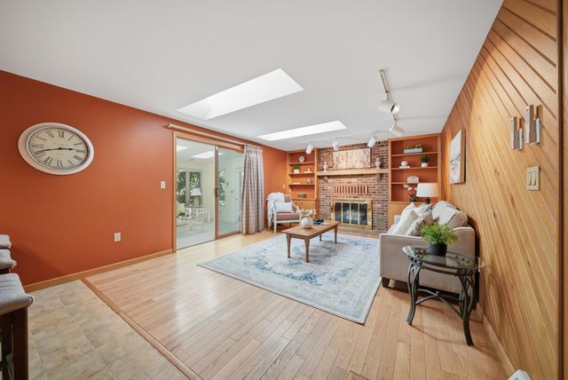 11 Dahl Road, Merrimack, NH 03054