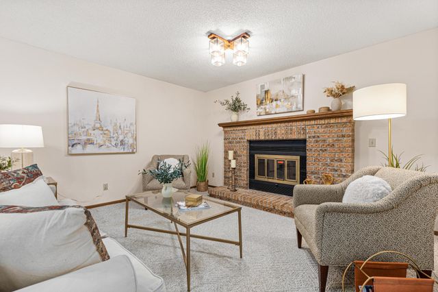4640 Goldenrod Lane N, Plymouth, MN 55442