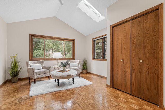 4640 Goldenrod Lane N, Plymouth, MN 55442