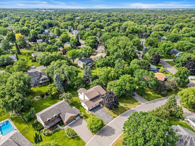 4640 Goldenrod Lane N, Plymouth, MN 55442