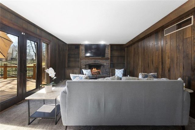 9709 N Harrison Street, Kansas City, MO 64155