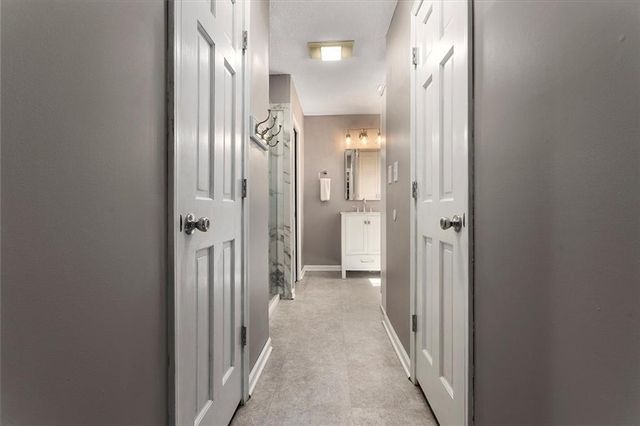 9709 N Harrison Street, Kansas City, MO 64155