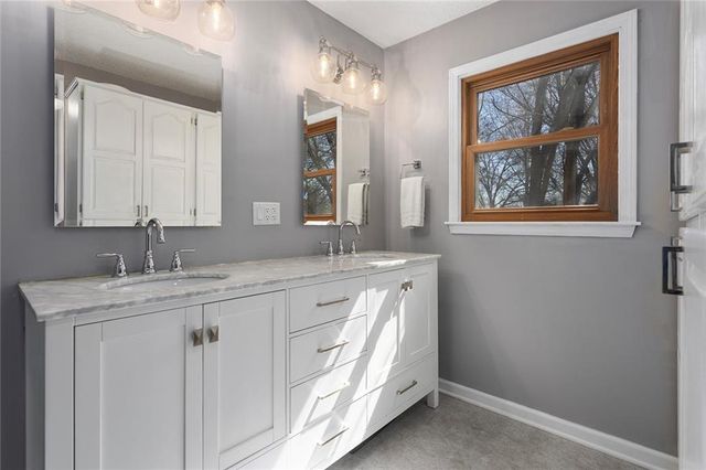 9709 N Harrison Street, Kansas City, MO 64155