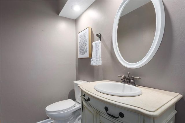 9709 N Harrison Street, Kansas City, MO 64155