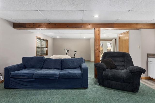 9709 N Harrison Street, Kansas City, MO 64155