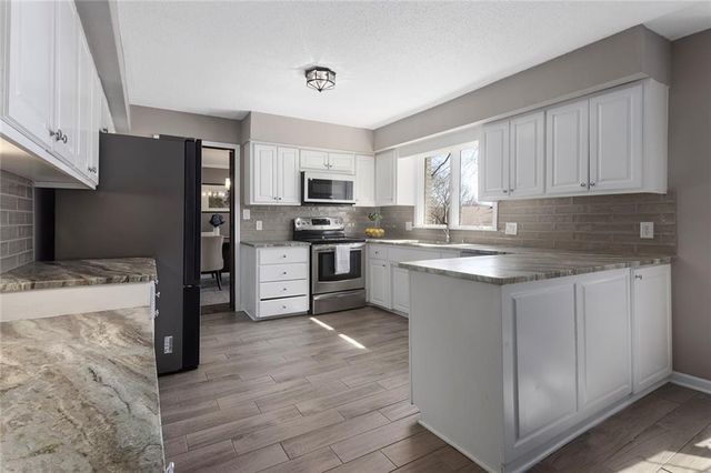 9709 N Harrison Street, Kansas City, MO 64155