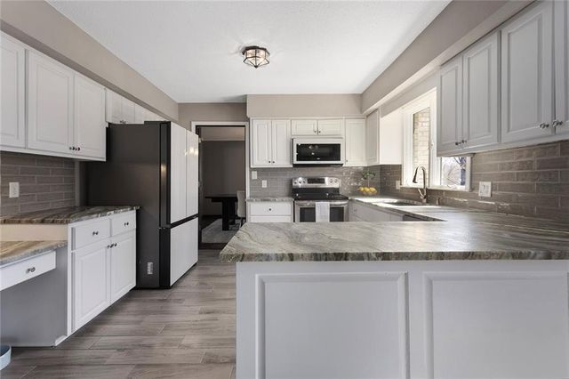 9709 N Harrison Street, Kansas City, MO 64155