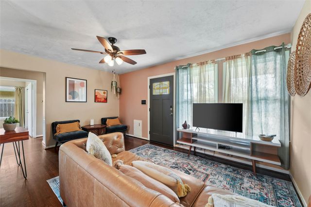 10355 Duncum Street, Houston, TX 77013