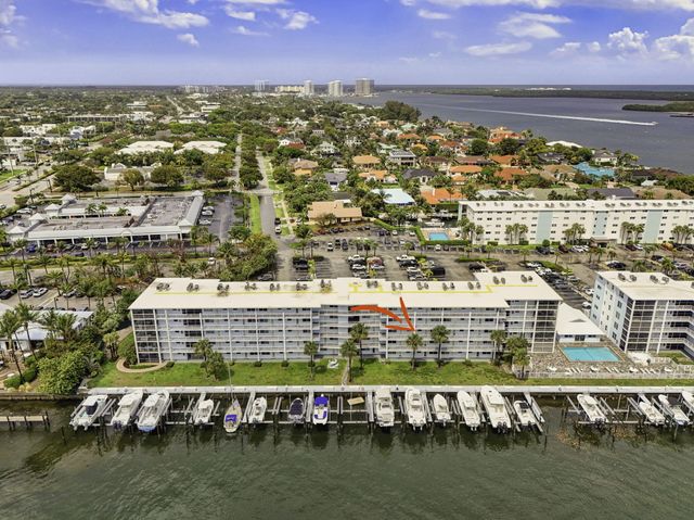 108 Paradise Harbour Boulevard 305, North Palm Beach, FL 33408