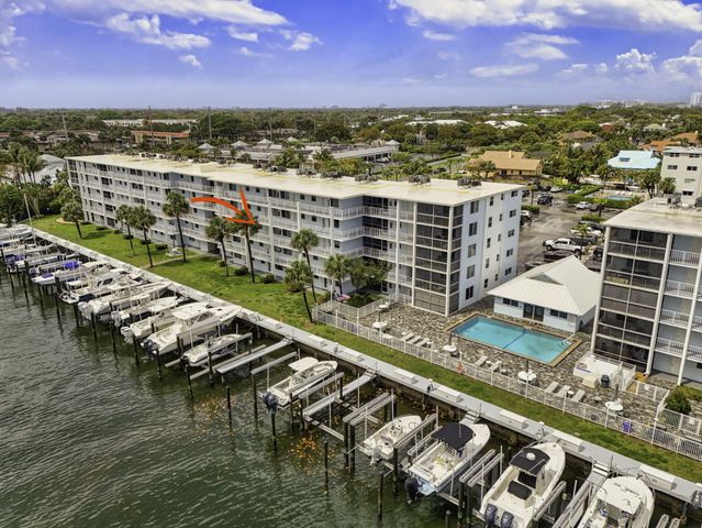 108 Paradise Harbour Boulevard 305, North Palm Beach, FL 33408