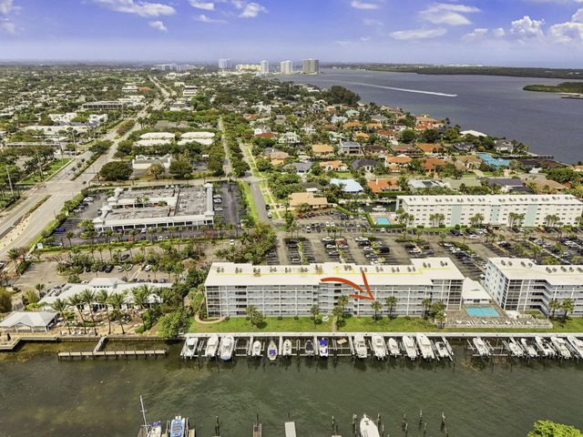 108 Paradise Harbour Boulevard 305, North Palm Beach, FL 33408