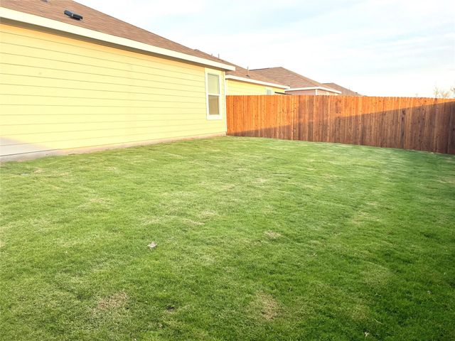 5836 Timber Point Drive, Princeton, TX 75407