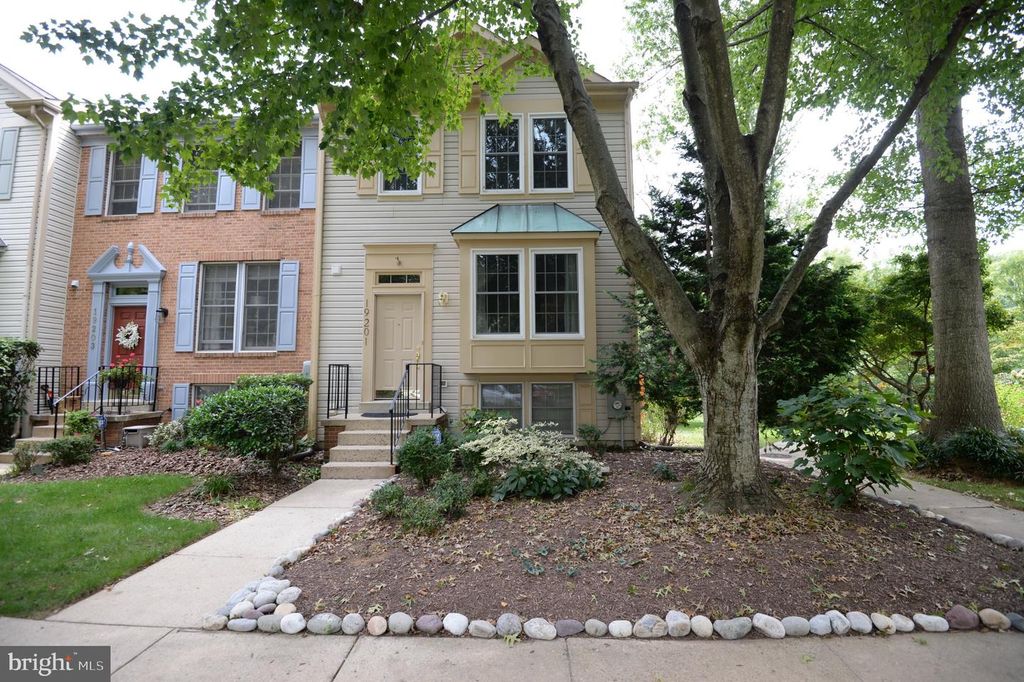 19201 CROSS RIDGE DR, Germantown, MD 20874