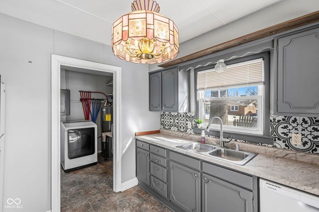 2020 Morton Street, Terre Haute, IN 47802