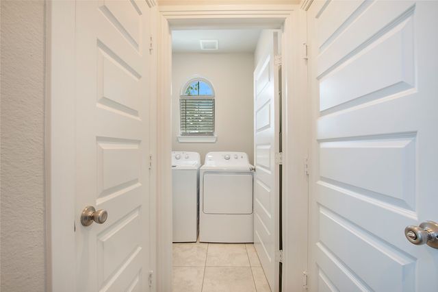 2021 Jumper Fields Drive, Aubrey, TX 76227