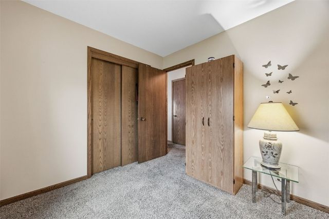 5918 Sharon Lane NW, Cedar Rapids, IA 52405