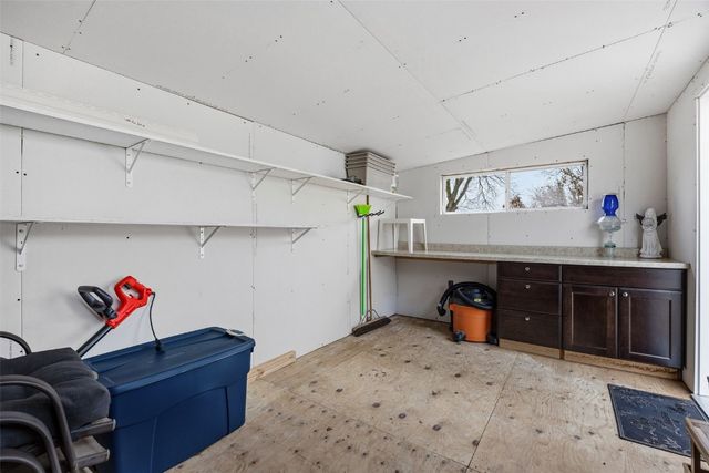 5918 Sharon Lane NW, Cedar Rapids, IA 52405