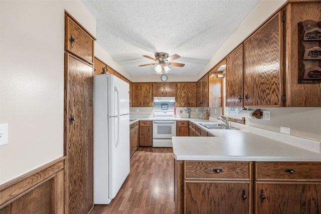 5918 Sharon Lane NW, Cedar Rapids, IA 52405