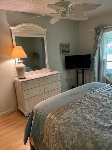 1955 SW Palm City Road H, Stuart, FL 34994