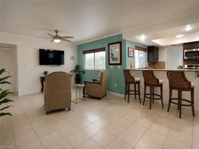 1709 SE 44th ST, Cape Coral, FL 33904