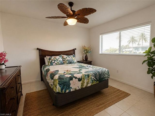 1709 SE 44th ST, Cape Coral, FL 33904