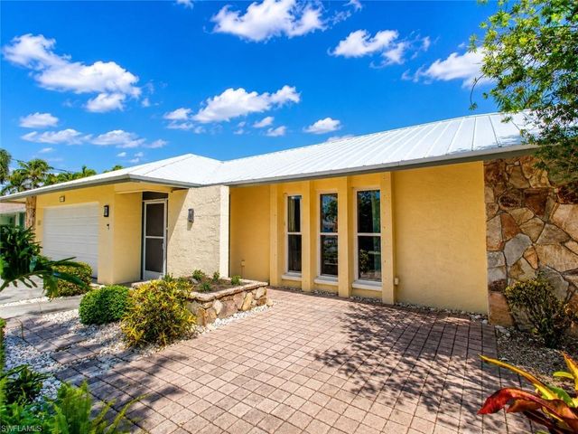 1709 SE 44th ST, Cape Coral, FL 33904